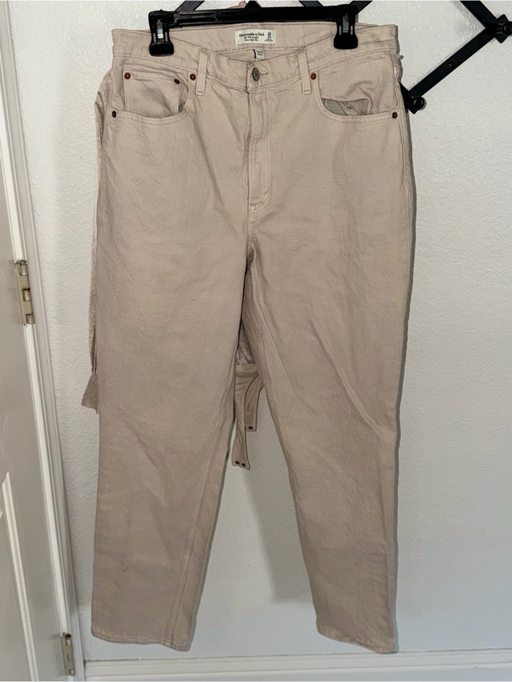 Abercrombie & Fitch women’s the 90s straight ultra high rise Jean curve  size 32